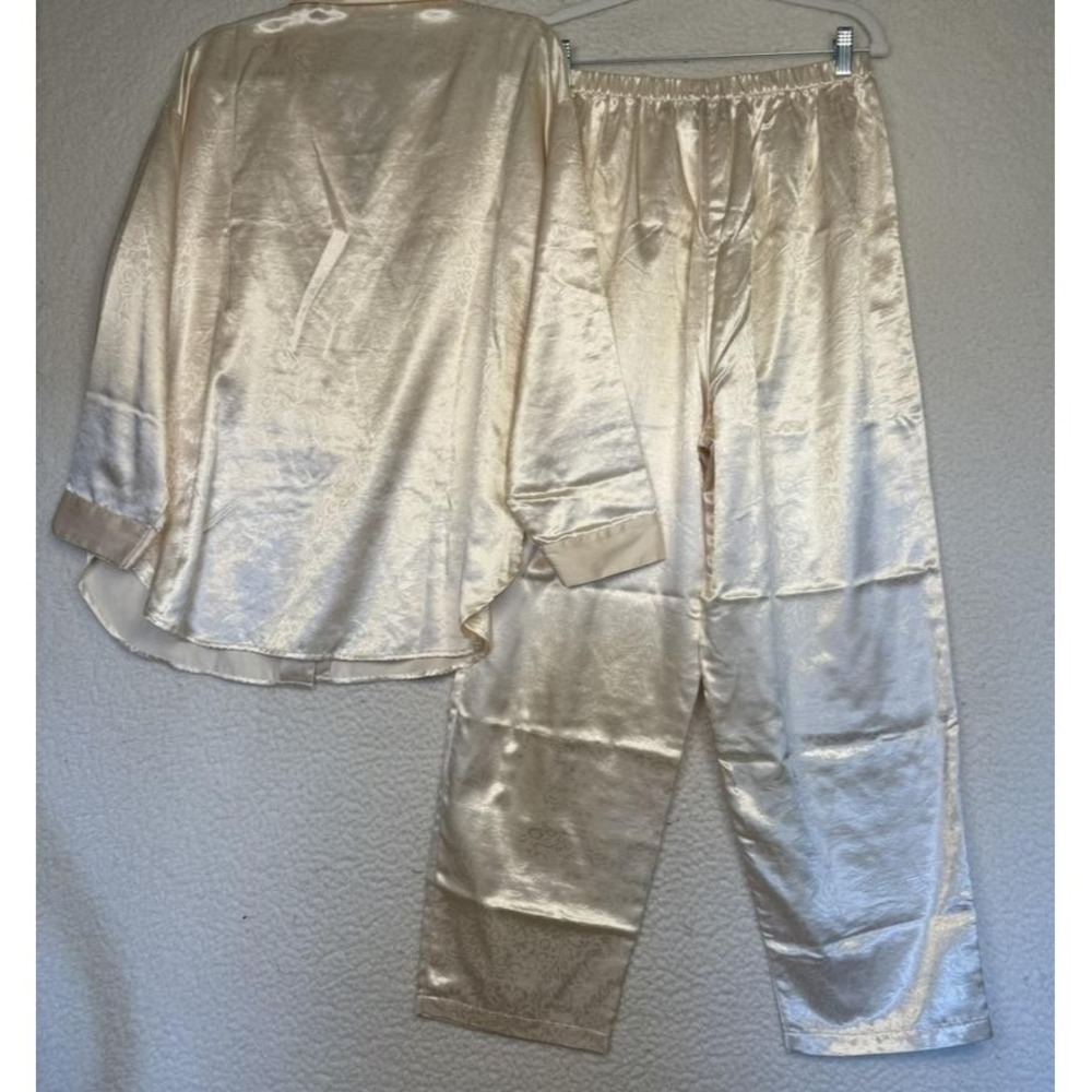 Victorias Secret Pajama Set & Robe Womens Medium Ivory Satin Jacquard Floral M - Picture 3 of 13
